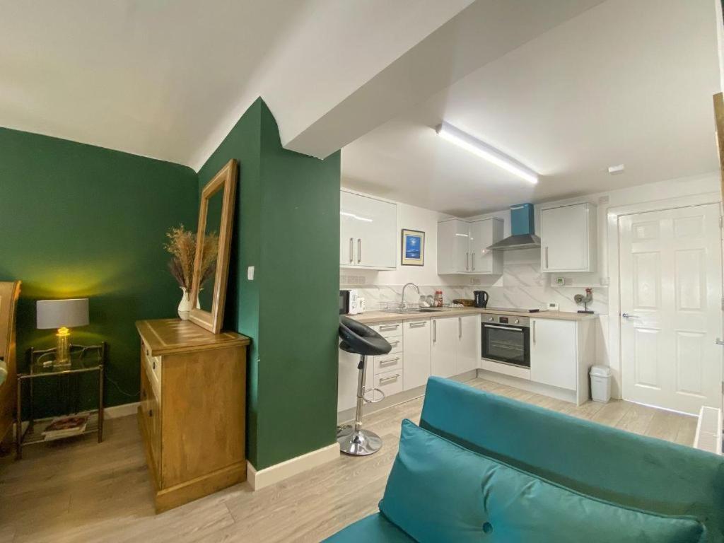 House 1905 - Self Catering Serviced Apartment Tidworth Exterior foto
